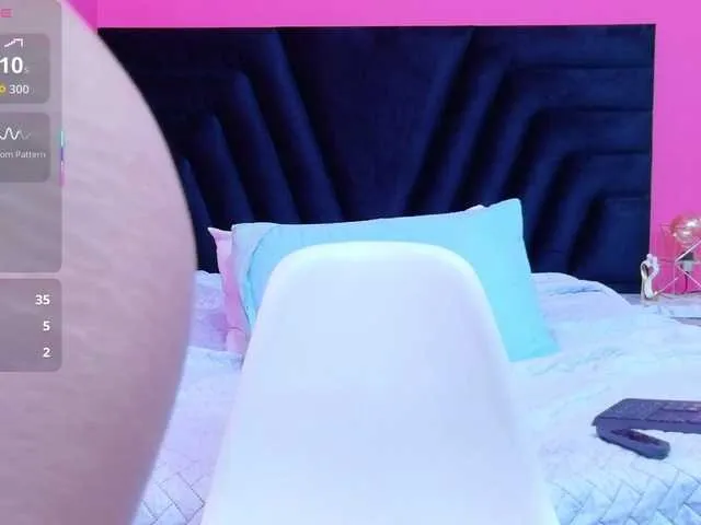 skinnyandcute on BongaCams