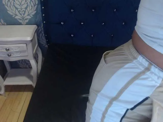 Offline sofiacowperx on BongaCams