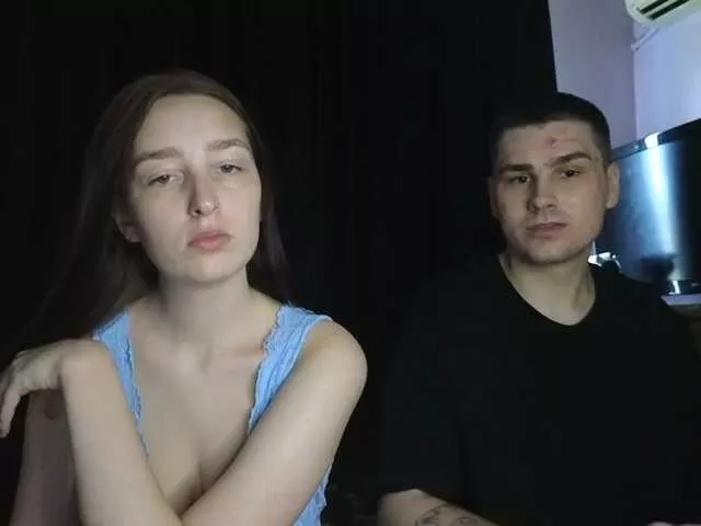 Offline Sweet-Little-Lie on BongaCams