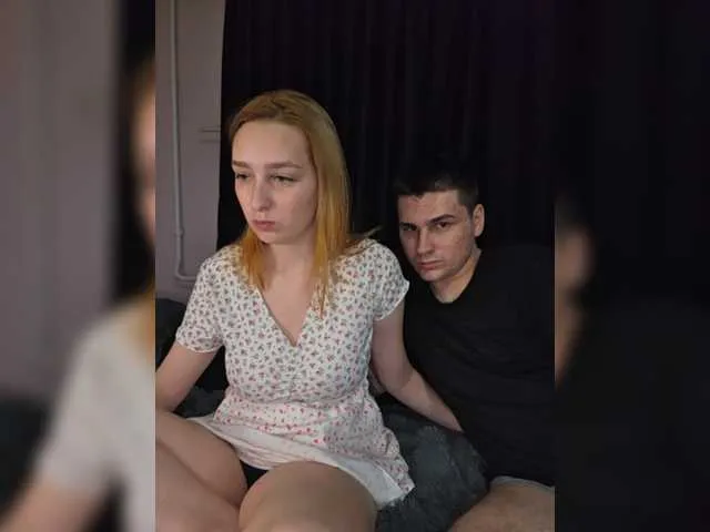 Offline Sweet-Little-Lie on BongaCams