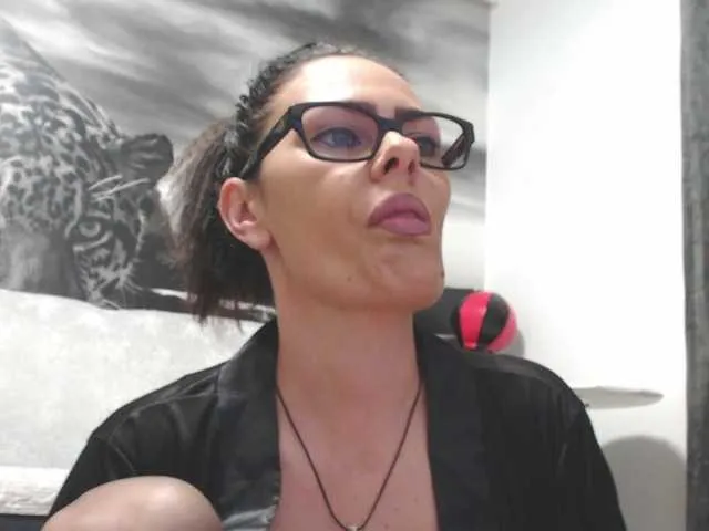 Freechat sweetandreea on BongaCams