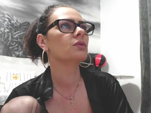 Freechat sweetandreea on BongaCams
