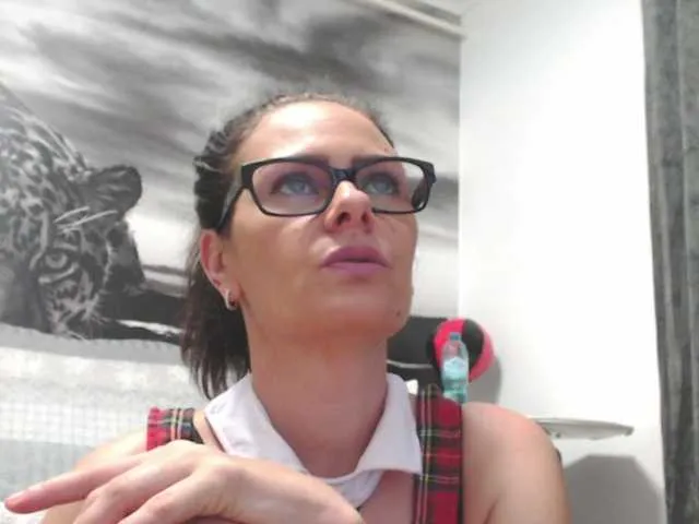 Freechat sweetandreea on BongaCams