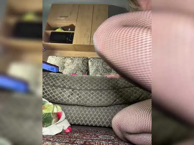 SweetMammy-1 on BongaCams 