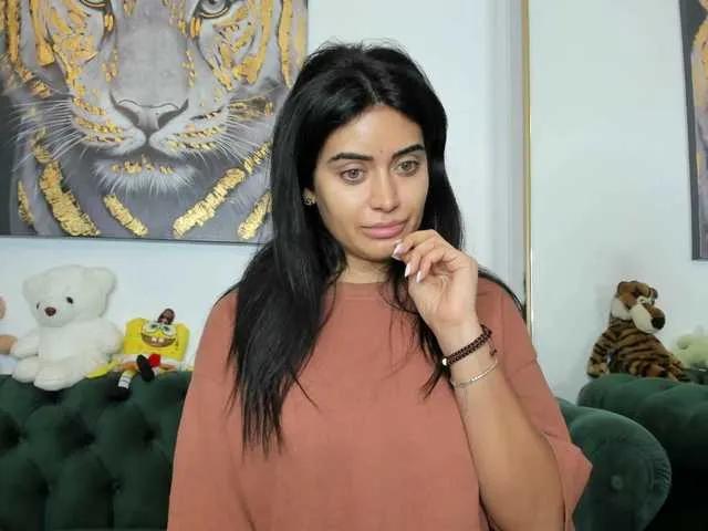 Freechat SweetPrya on BongaCams