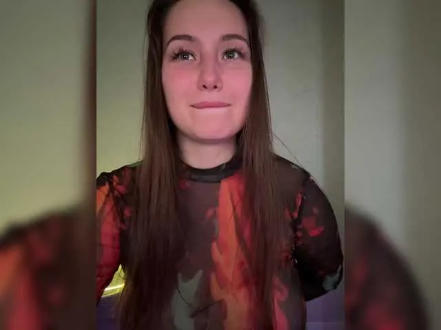 Freechat SweetyW- on BongaCams