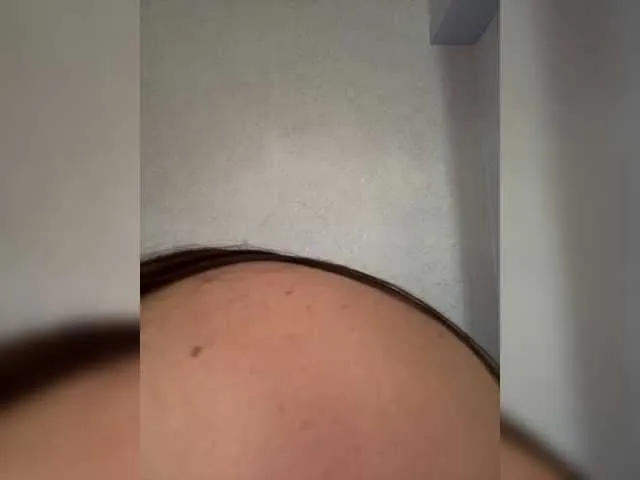 Freechat SweetyW- on BongaCams