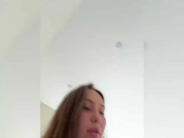 Freechat SweetyW- on BongaCams