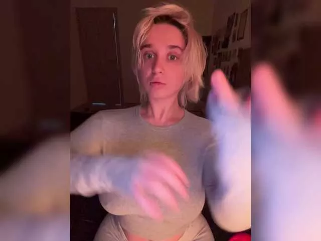 Freechat tamagotchigirl on BongaCams