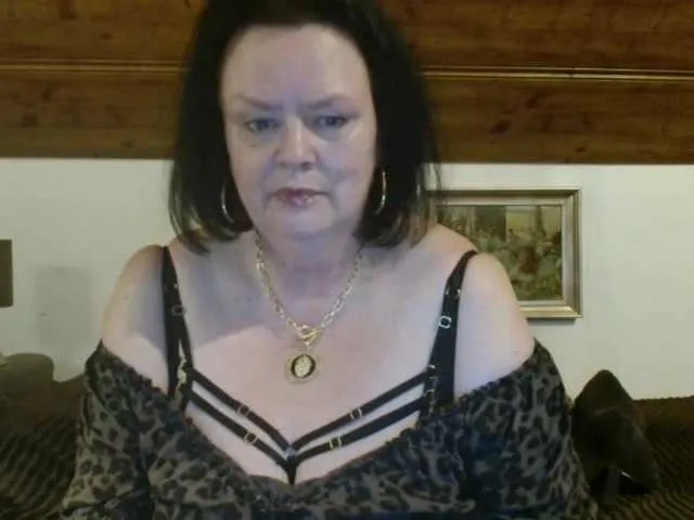 TiffanyAmore on BongaCams 