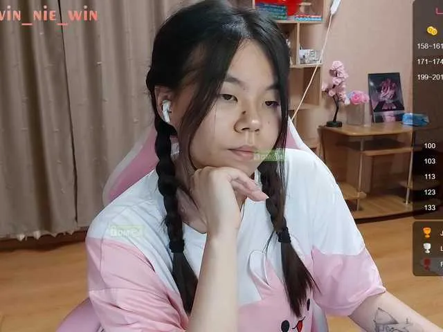 winnie-tyan on BongaCams 