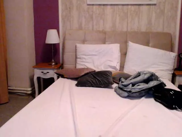 XKimoraX on BongaCams