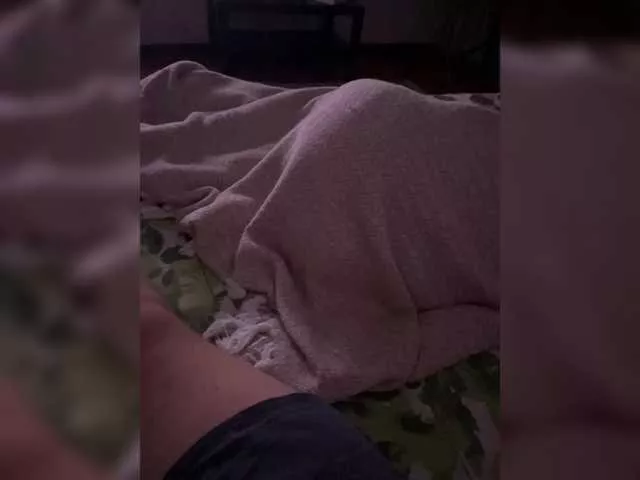 Offline XXXklsdf on BongaCams