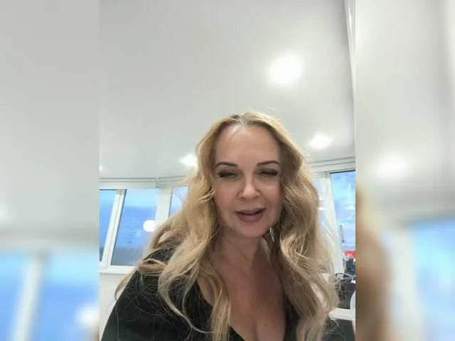 XxxSexyMilfxxX on BongaCams 
