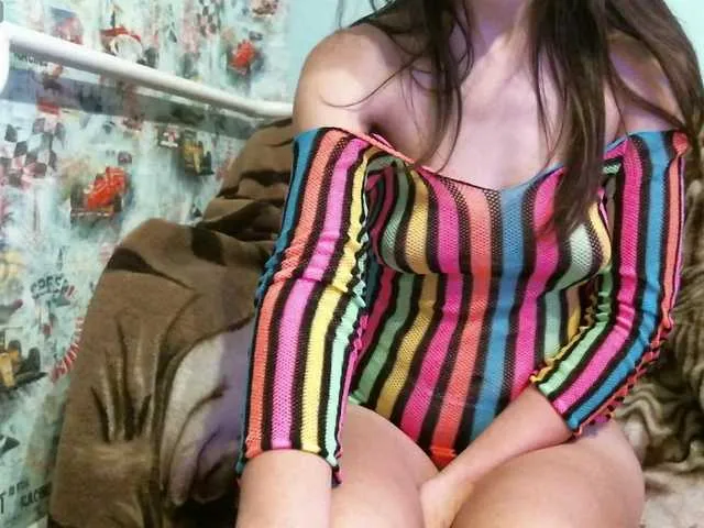 Offline zaykazzz111 on BongaCams