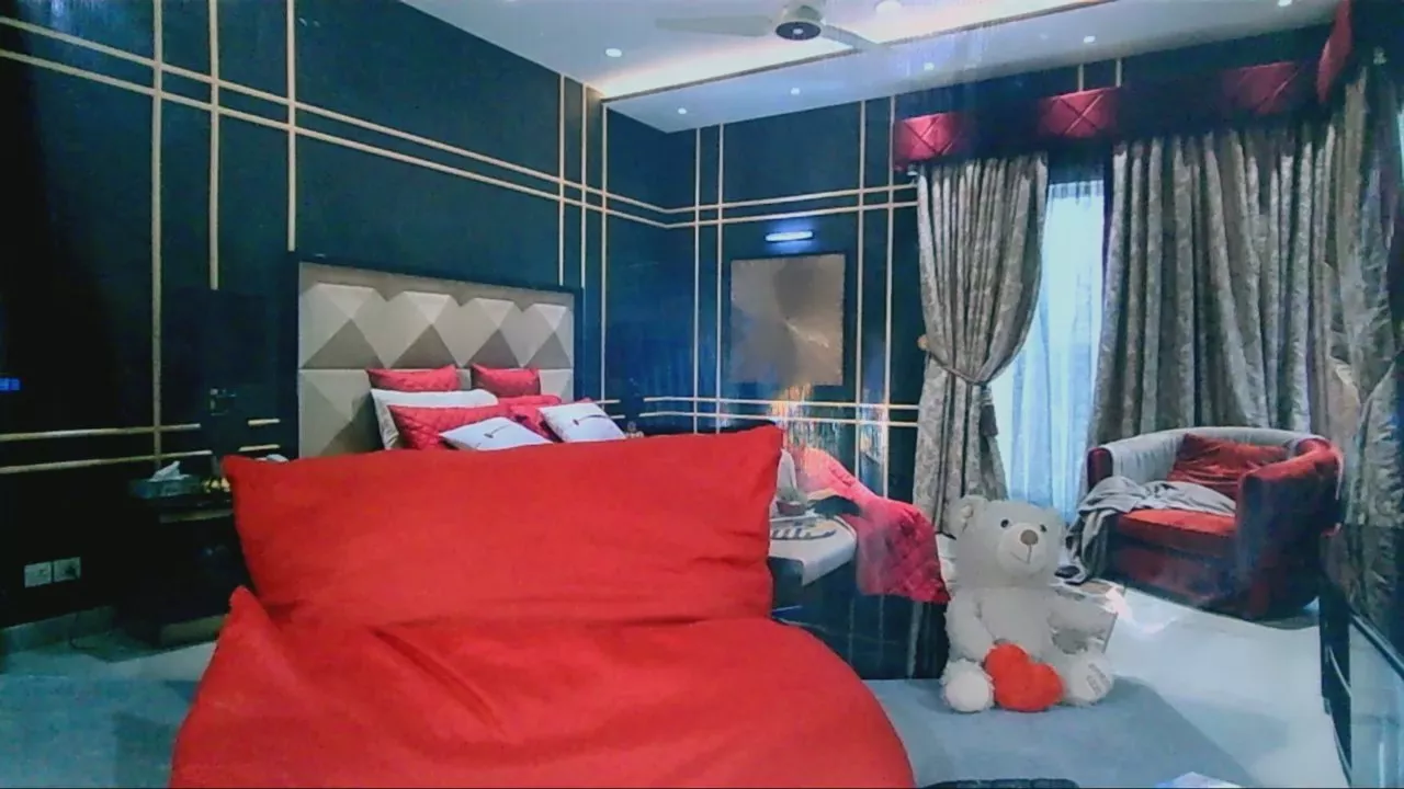 Offline 1FancyIndian on Cam4