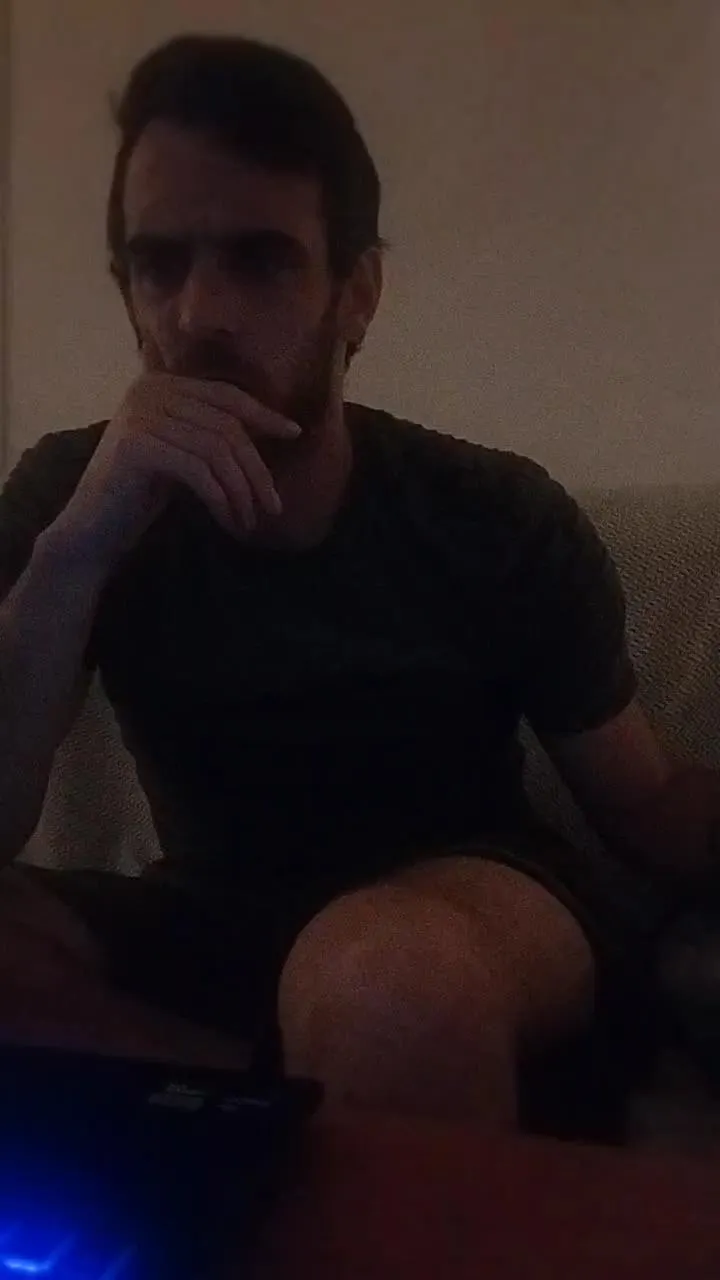 Offline _NakedChef_ on Cam4