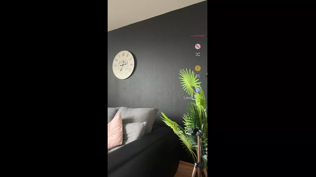 Offline _universia on Cam4