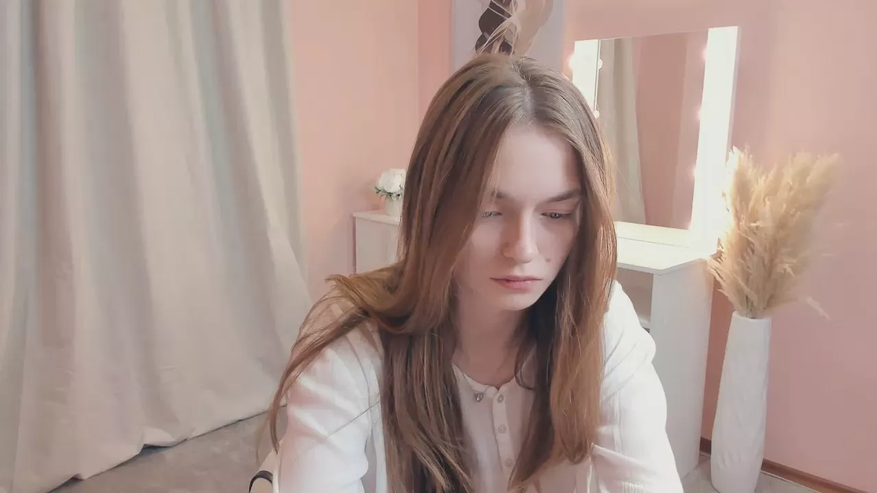 AccaCritchlow on Cam4 