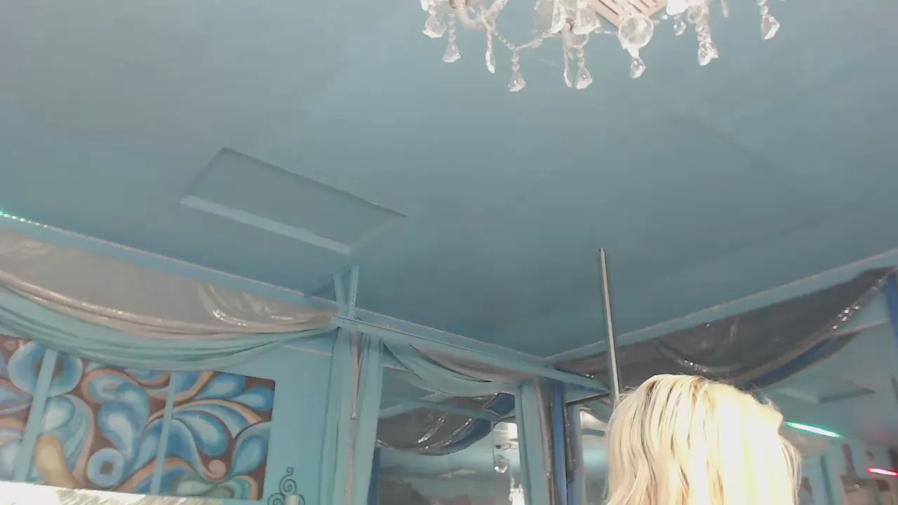 Freechat adrianna_fox on Cam4