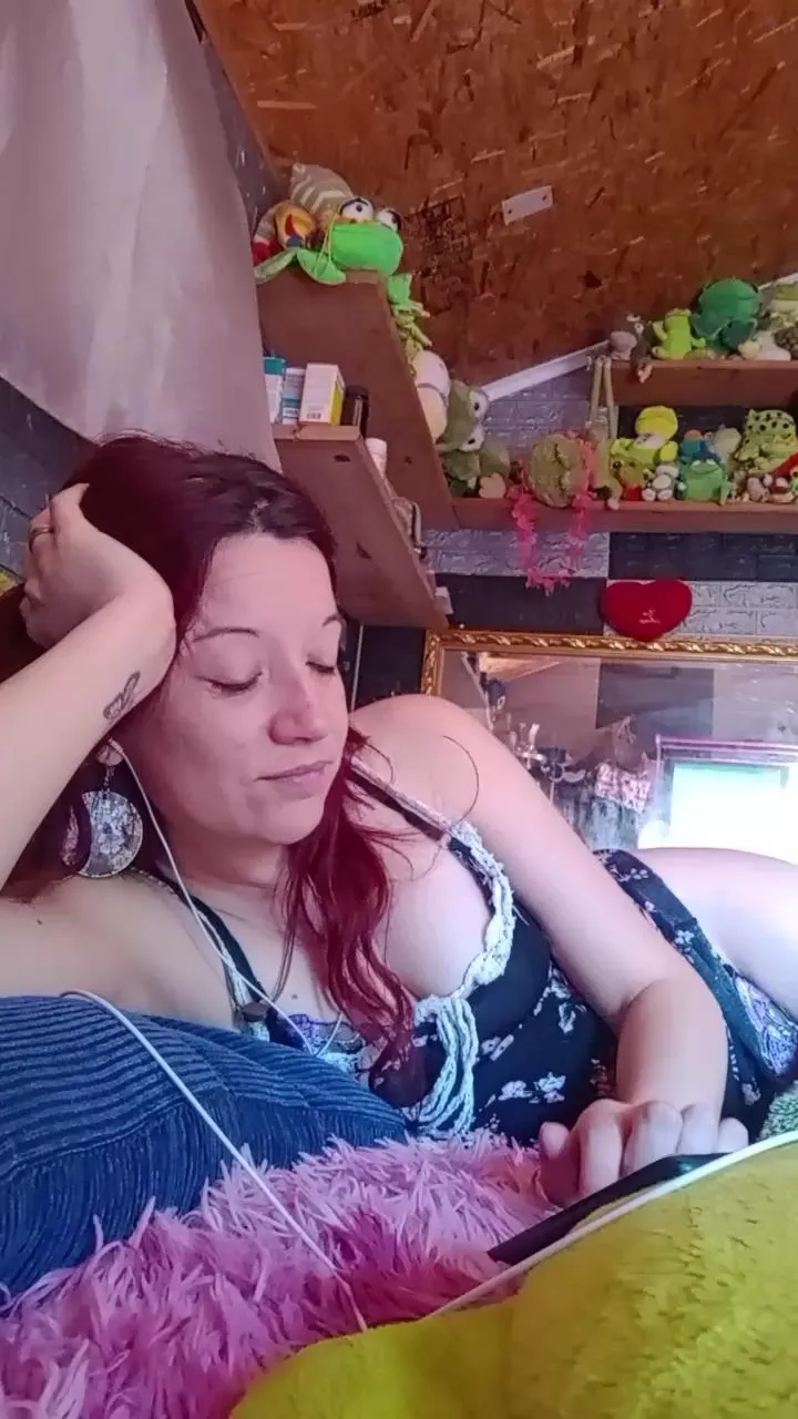 Freechat AlejandritaMilf on Cam4