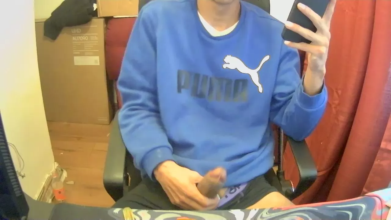 Offline AlexSecreto27 on Cam4