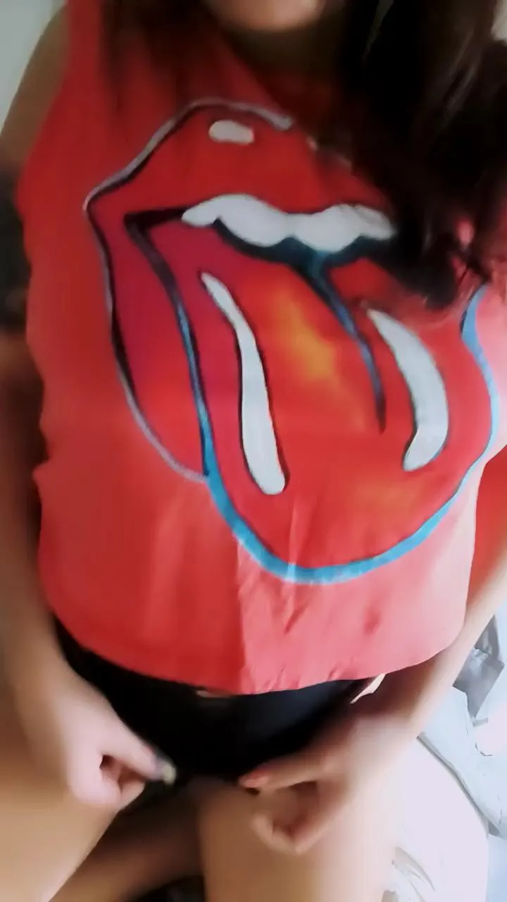 AlmaPagana — Freechat on Cam4