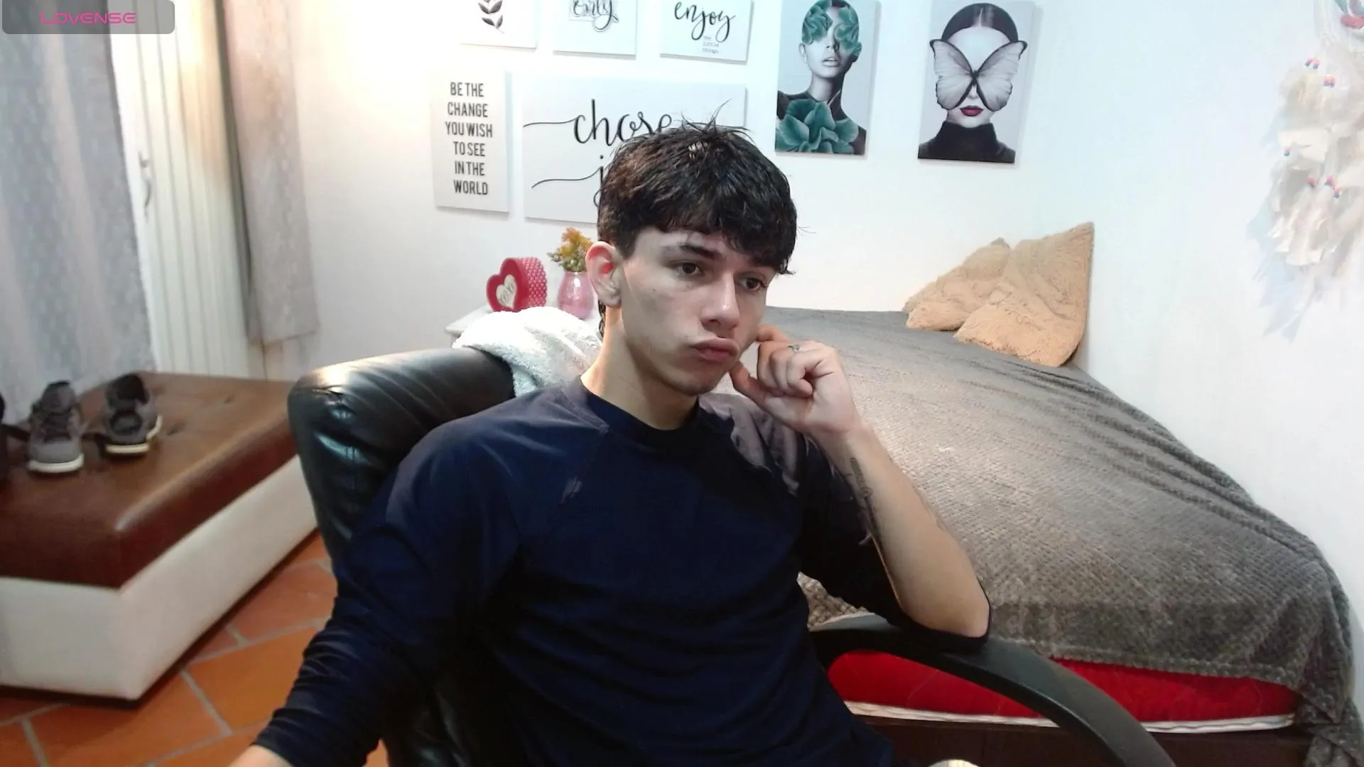 Cam4 AmethystShadow is Freechat AmethystShadow — #feet #striptease #masturbation #armpits #schoolgirl #amateur