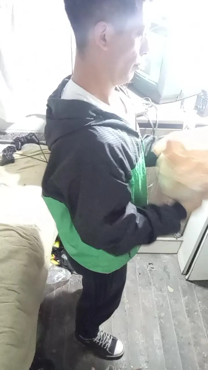 Offline Asasass on Cam4