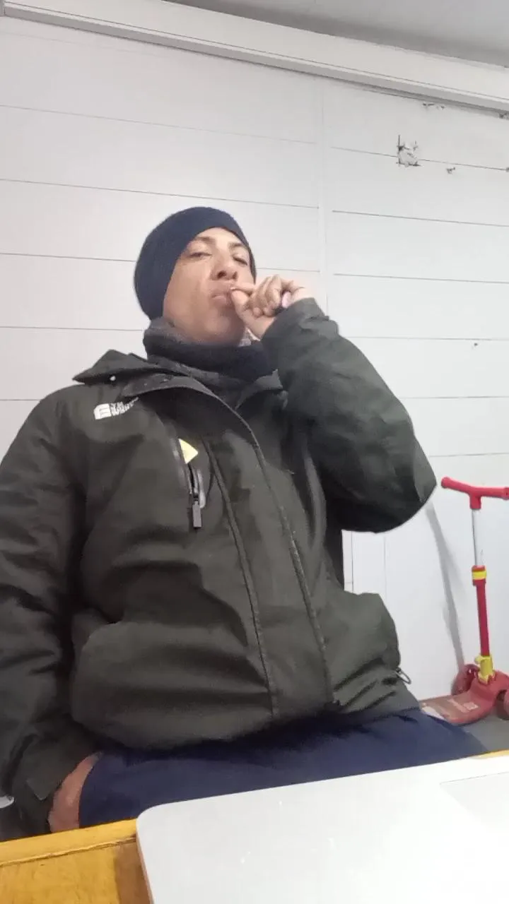 Offline Asasass on Cam4