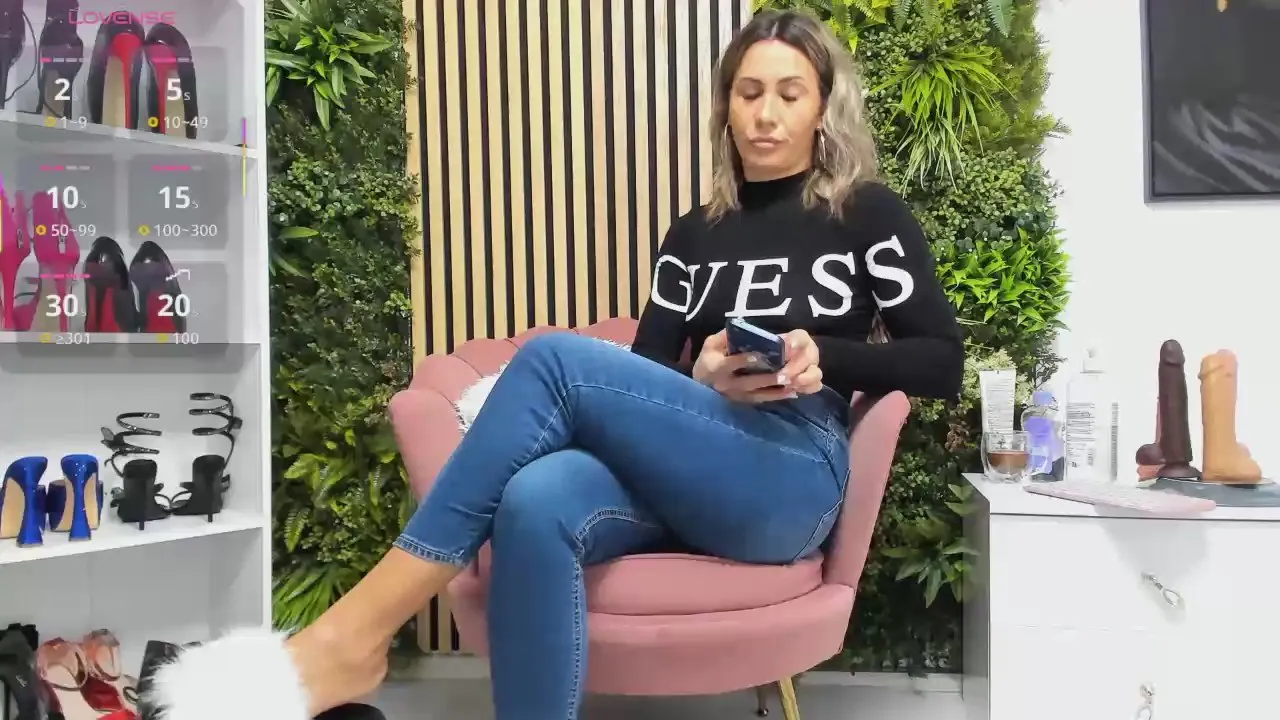 Freechat asweetcherry30 on Cam4