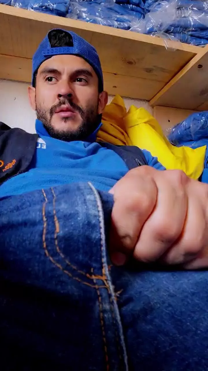 Offline Belerik on Cam4