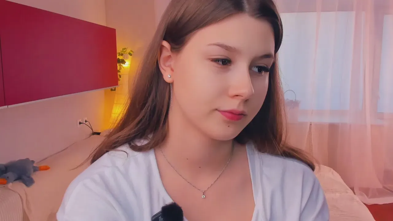 Cam4 BerylRanno is Freechat BerylRanno — #orgy #anal #pee #blowjob #feet #threesome #femdom