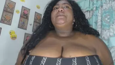 Offline bustyboobsxxl on Cam4