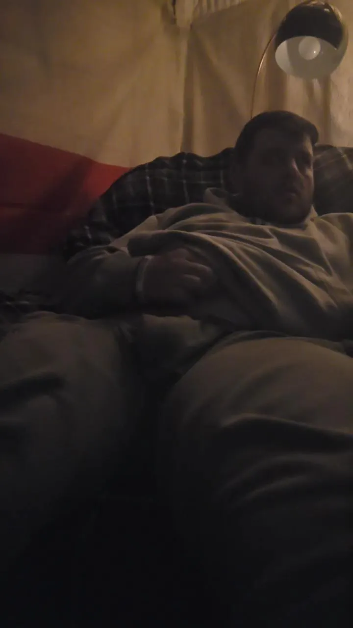 Offline Chavbear on Cam4