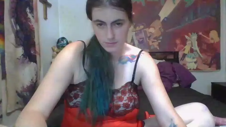 Offline cumlilredslut on Cam4