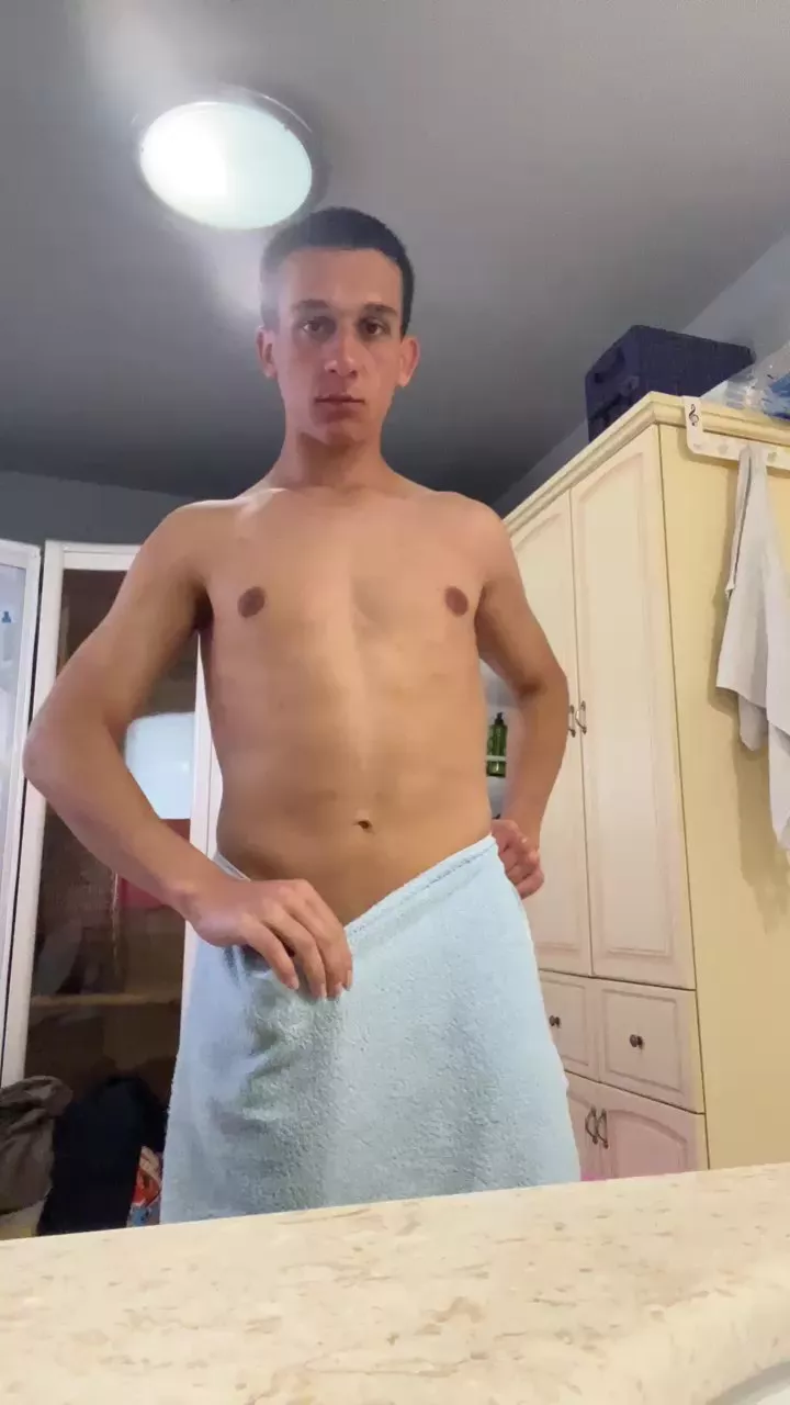 Freechat Damiano2448 on Cam4