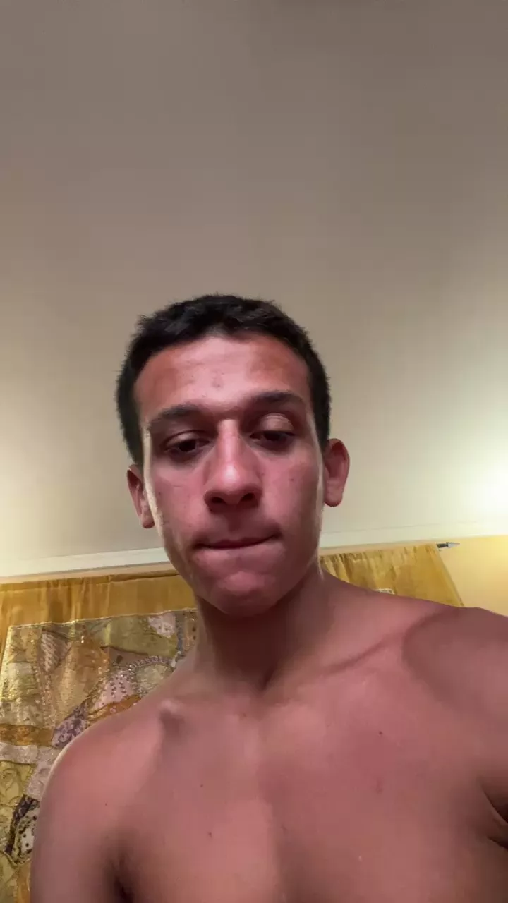 Freechat Damiano2448 on Cam4