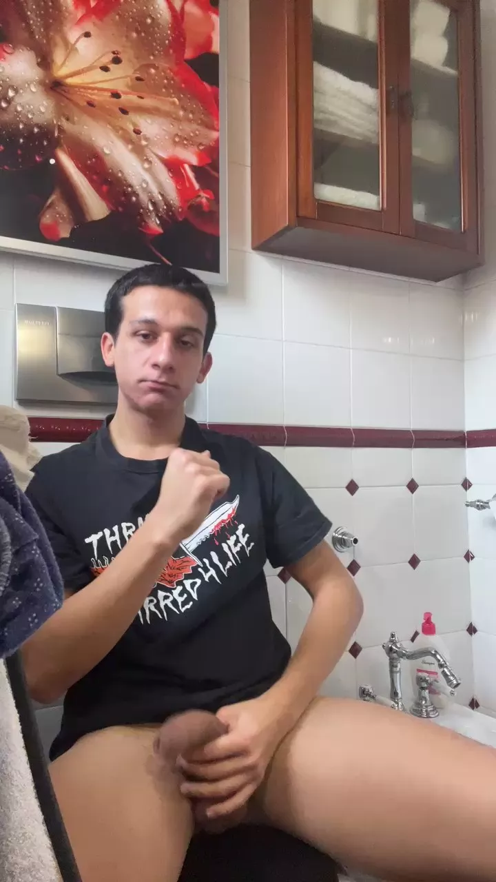 Freechat Damiano2448 on Cam4