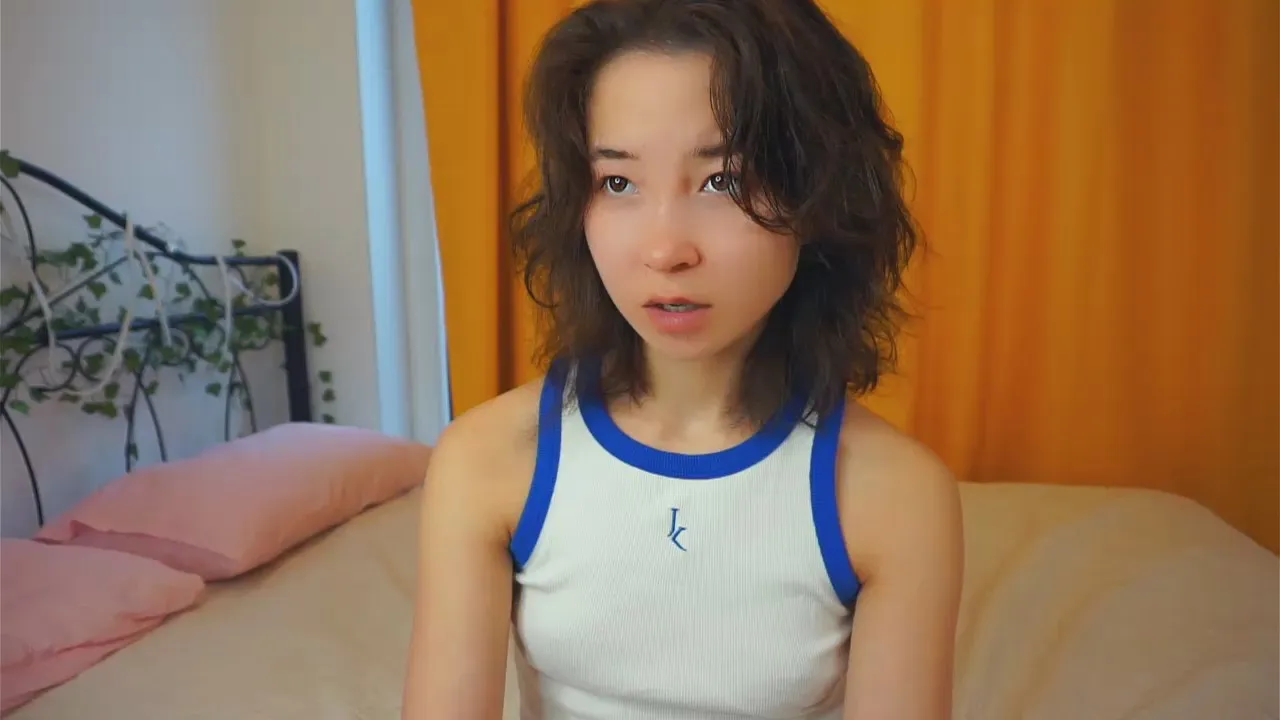 Offline DarlineDoddy on Cam4