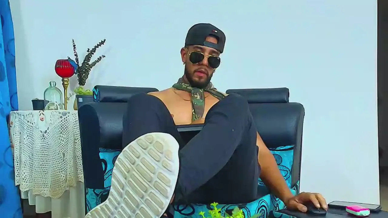 Freechat DaveSoldier on Cam4