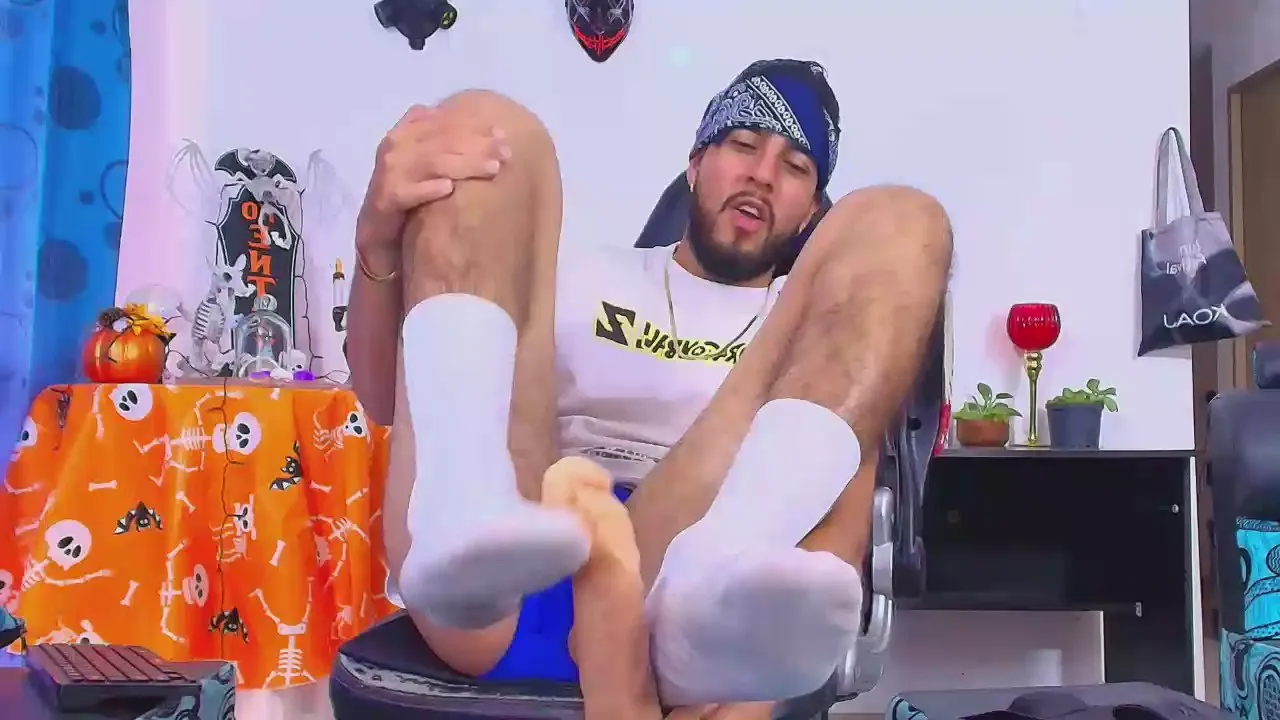 Cam4 DaveSoldier is Freechat DaveSoldier — #cum #femdom #masturbation #pee #amateur #C2C #feet