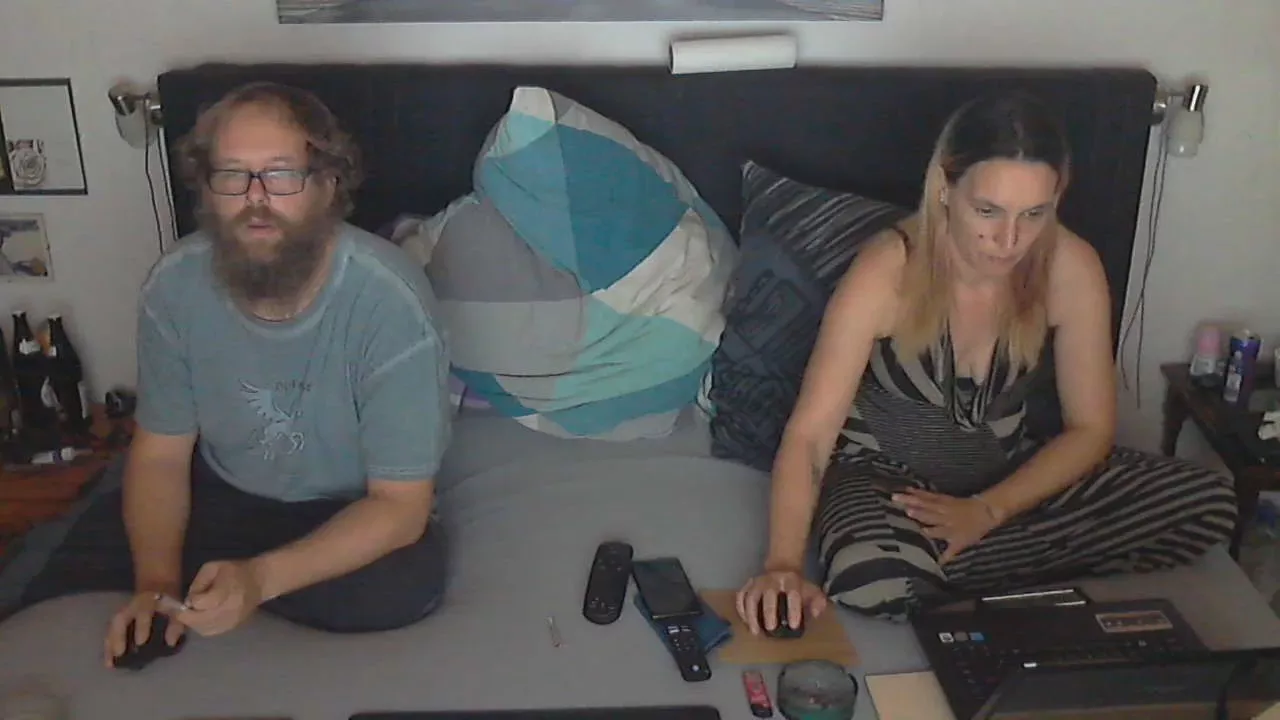 Offline dercasper on Cam4