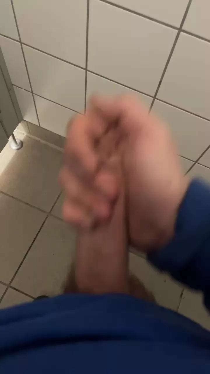 Offline Dickersw02 on Cam4