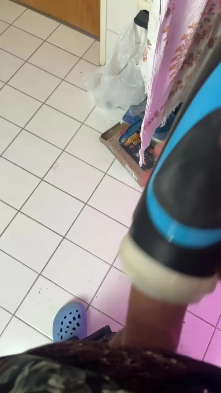 Offline Dickersw02 on Cam4