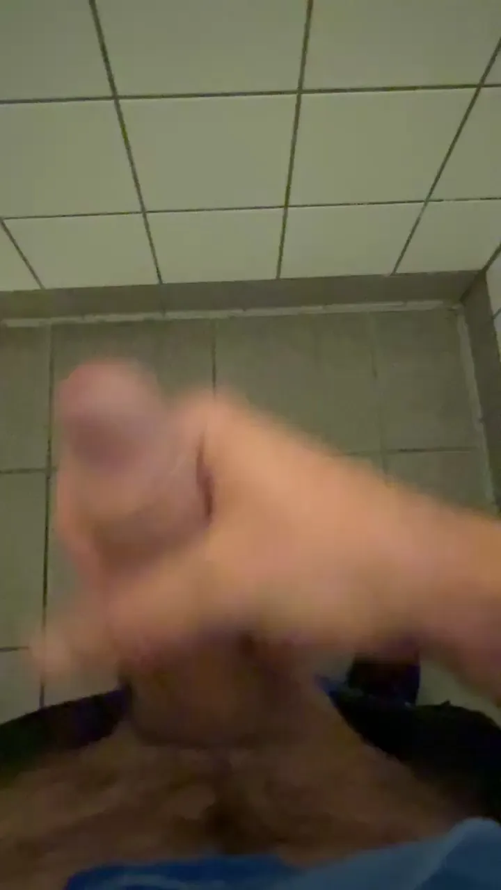 Offline Dickersw02 on Cam4