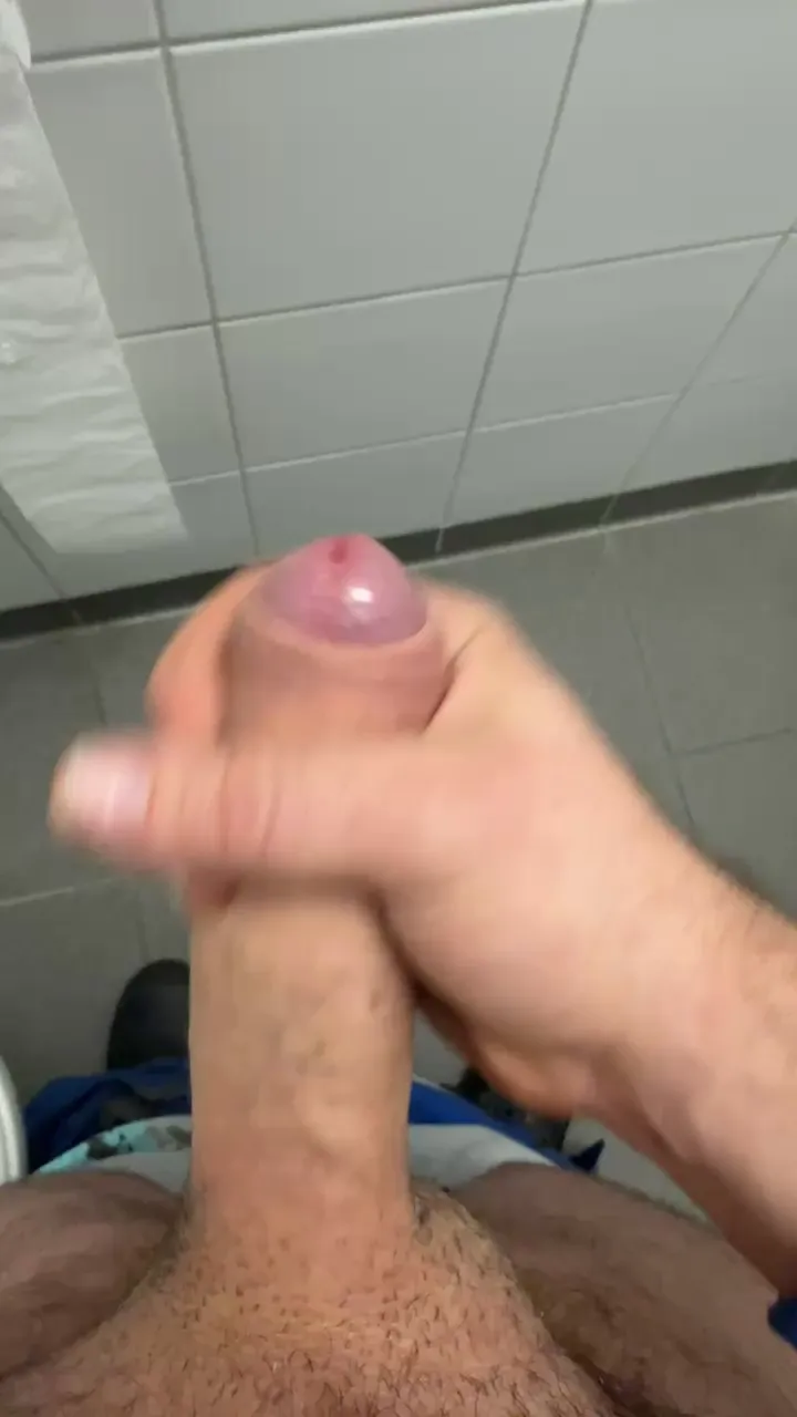 Offline Dickersw02 on Cam4