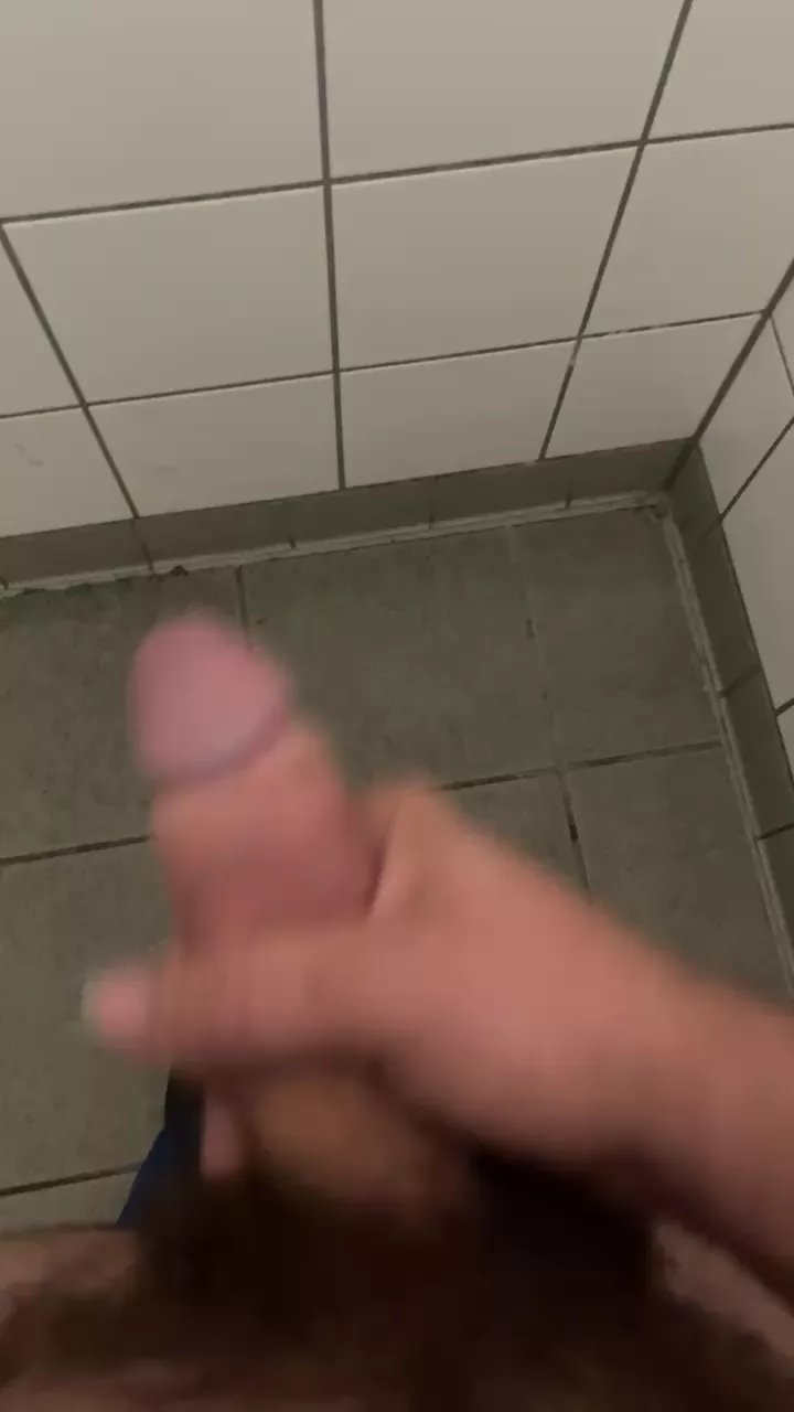 Offline Dickersw02 on Cam4