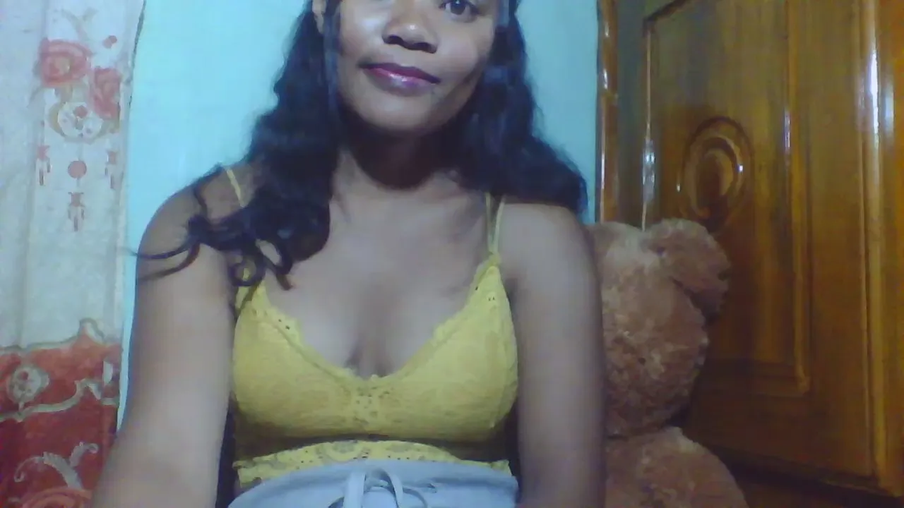 Freechat Dillianah2625 on Cam4