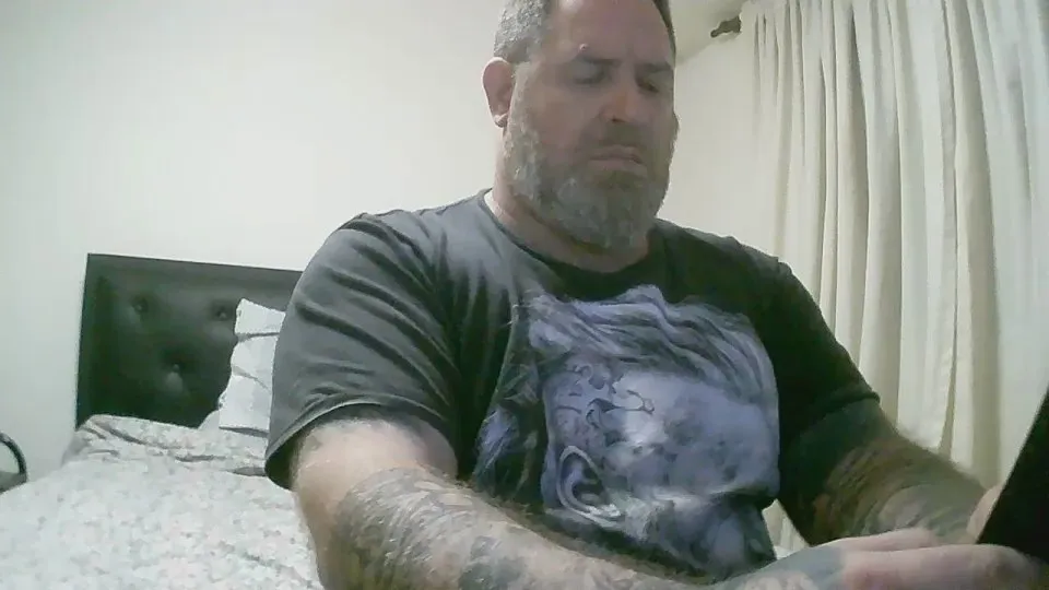 Offline dmcos on Cam4